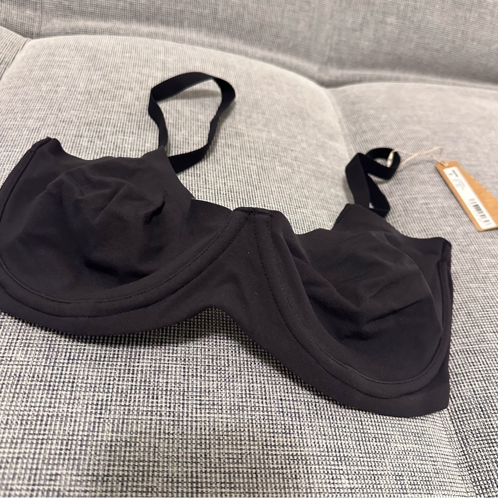 NWT SKIMS 32DDD Onyx/Black Fits Everybody Unlined Demi Bra - Picture 3 of 8